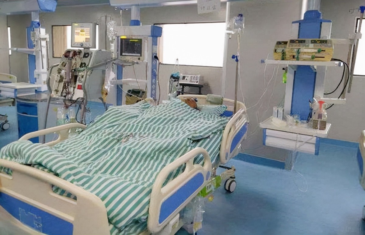 湖南高三女生戴宇菁：高考前夕因白血病去世，遗嘱让师生纷纷落泪