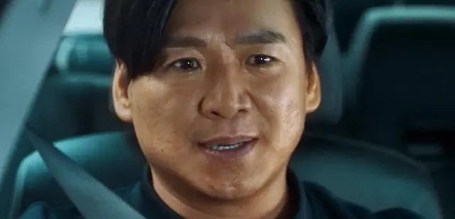 《古惑仔》3人组再聚，早已忘却当年恩怨，陈小春开口叫“大哥”