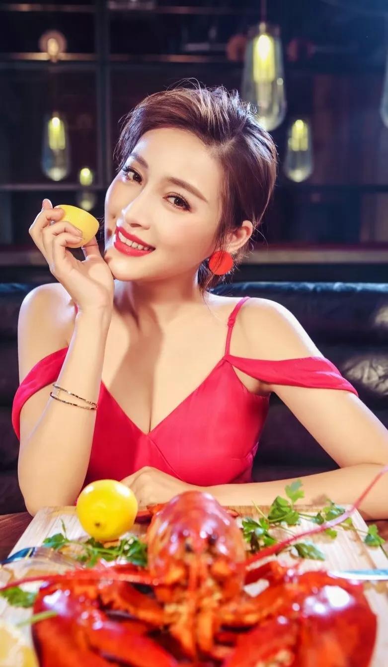 手机桌面，明星许龄月、甘婷婷、舒畅和戚薇