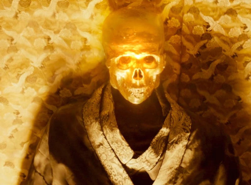 在封师古带人进入地仙村后,封师岐也带着不愿意进入地仙村的族人远离