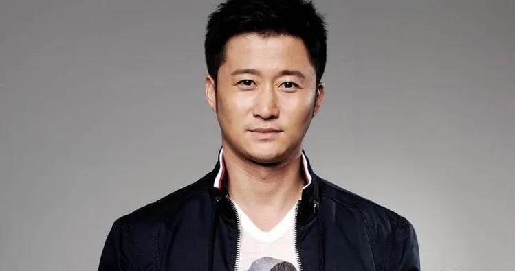 李连杰与吴京的恩师，武术大侠“于海”有多威武