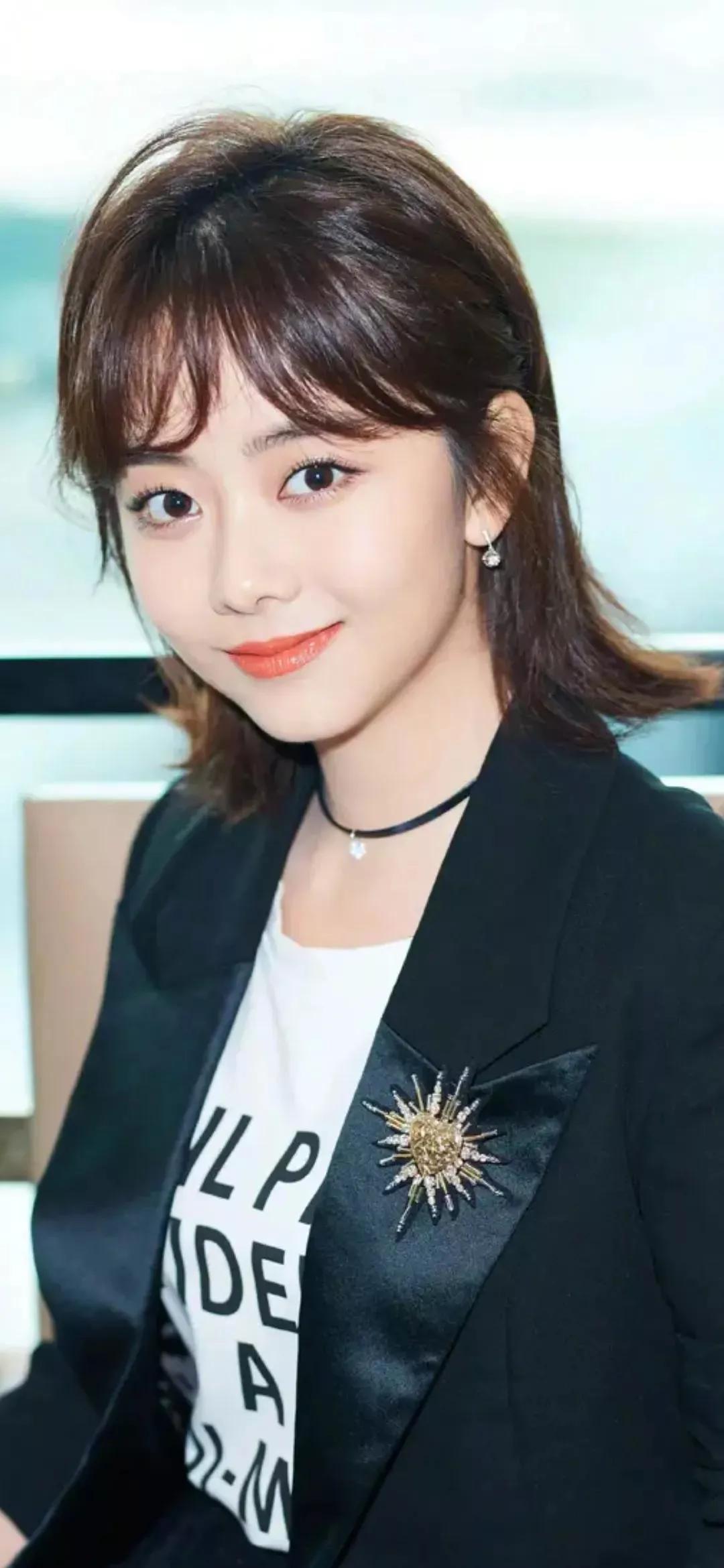 甜美可爱的谭松韵
