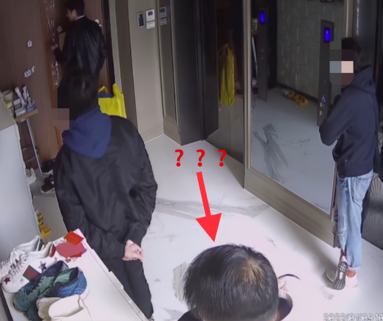李靓蕾再发文回应王力宏，称已经报警，手里有证据尺度太大要打码