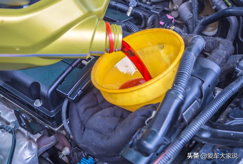 汽車保養，這8個坑最常見，很多人掉進去過