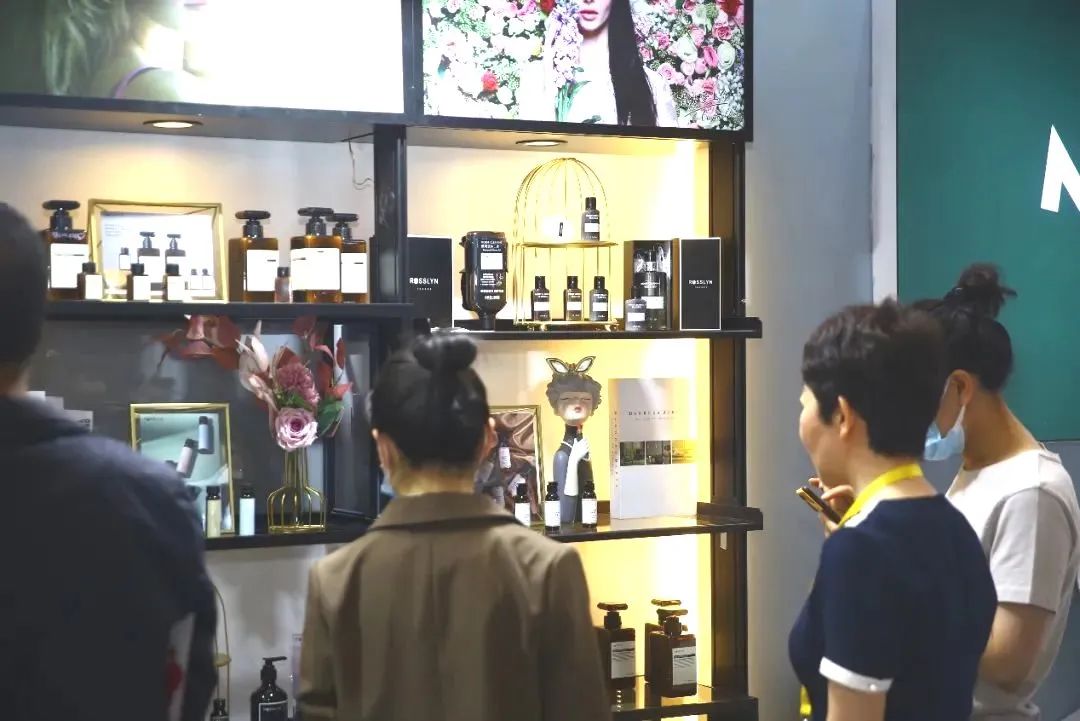 國潮+創(chuàng)新 冰淇淋大戰(zhàn)已打響