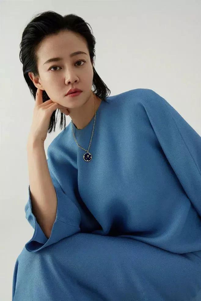 谭卓：知性优雅，青春靓丽，温婉大方
