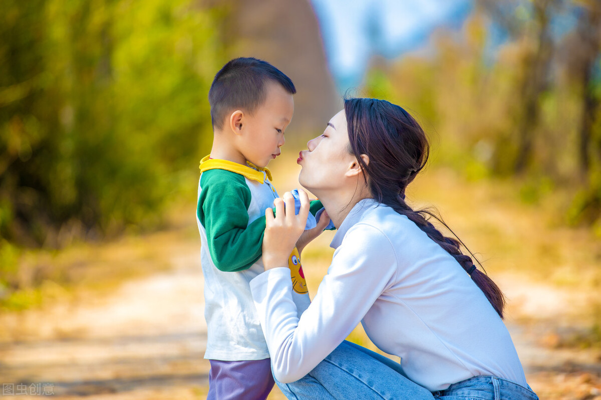 有什么能在家里工作的兼职宝妈在家带娃可以做哪些兼职合适
