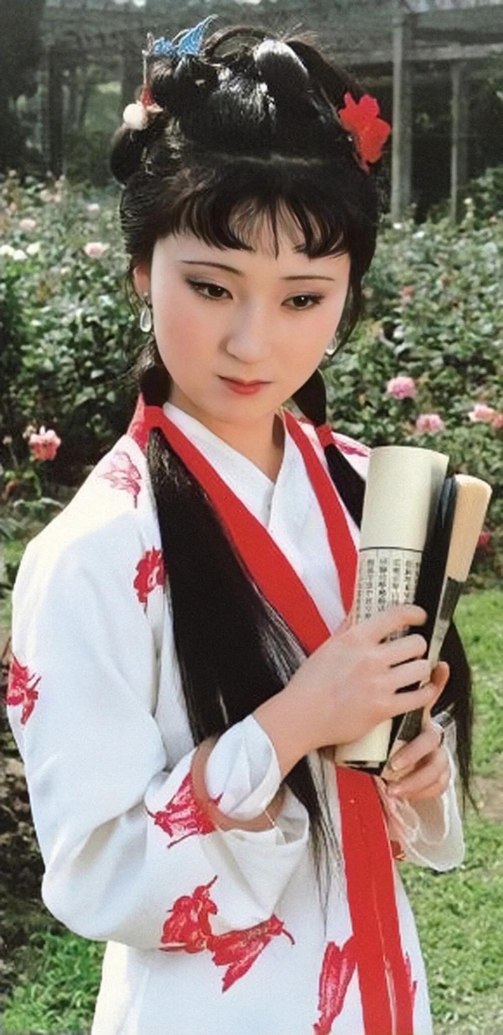 欧阳奋强情史录，一生只爱一个人，一生只想演一部戏