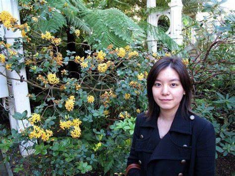 张京：17岁拒绝清北，21岁成外交翻译官，中美对话16分钟惊艳世界