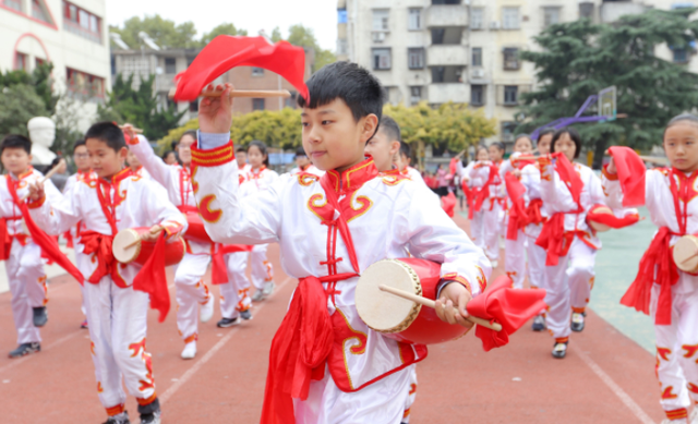河南多地学校寒假时间发布！相较校历将“统一提前”，还有好消息