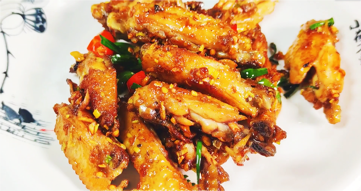 就地过年，年夜饭16道传统吉祥菜，南北方朋友都爱吃，丰盛不浪费