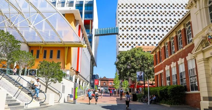 产品设计专业大学排名（澳大利亚斯威本科技大学王牌设计专业推荐）