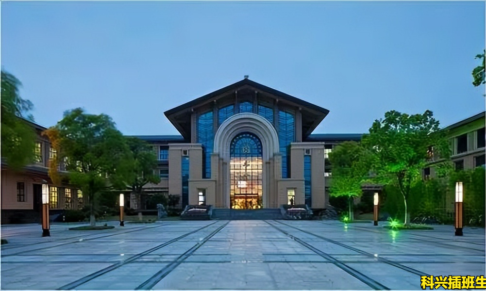 2022年插班生考试回顾：上海插班生考试政策解析