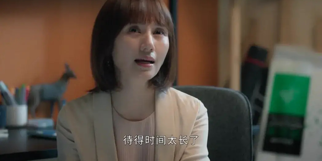 5年后再看袁泉，不再当“东方赫本”，她反而活成了一部传奇