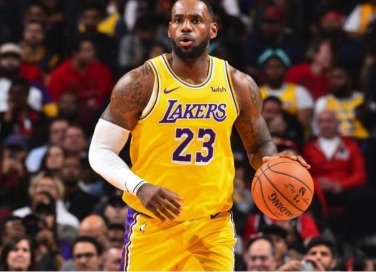 nba现役明星球员有哪些(美媒评选现役NBA联盟前十球星：哈登垫底，詹姆斯仅排第六名)