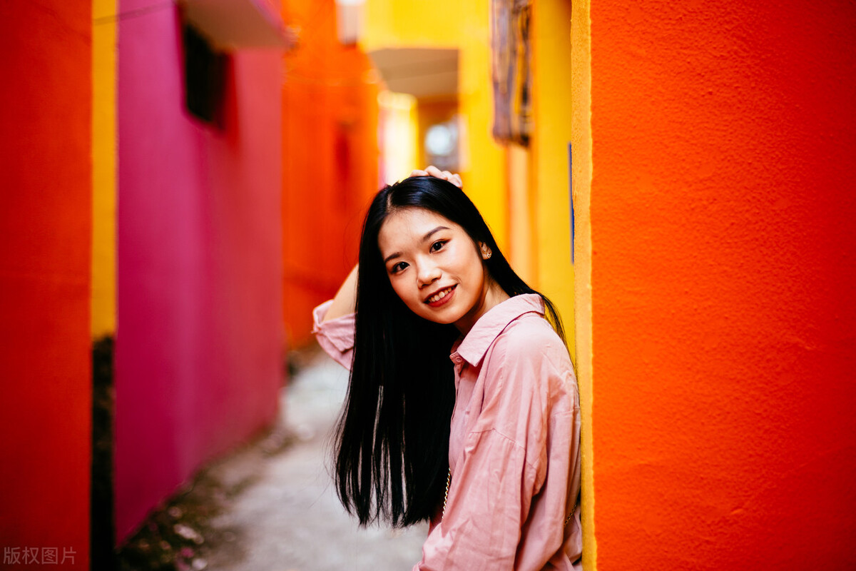 29岁的女人：因为一次同学聚会，竟然发生了婚外情，该告诉丈夫吗