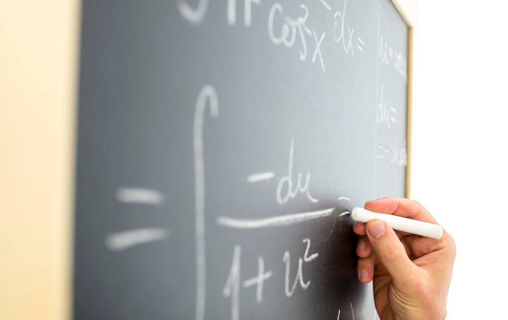 印度将生产苹果iPhone13？这是一个不寻常的“信号”