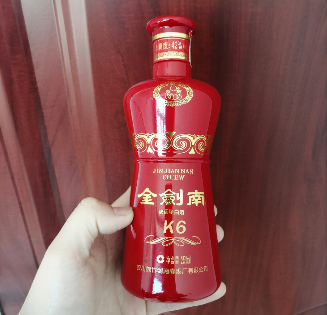 2022“春节酒”怎么选？这5款好喝不上头，行家：100%纯粮食酒