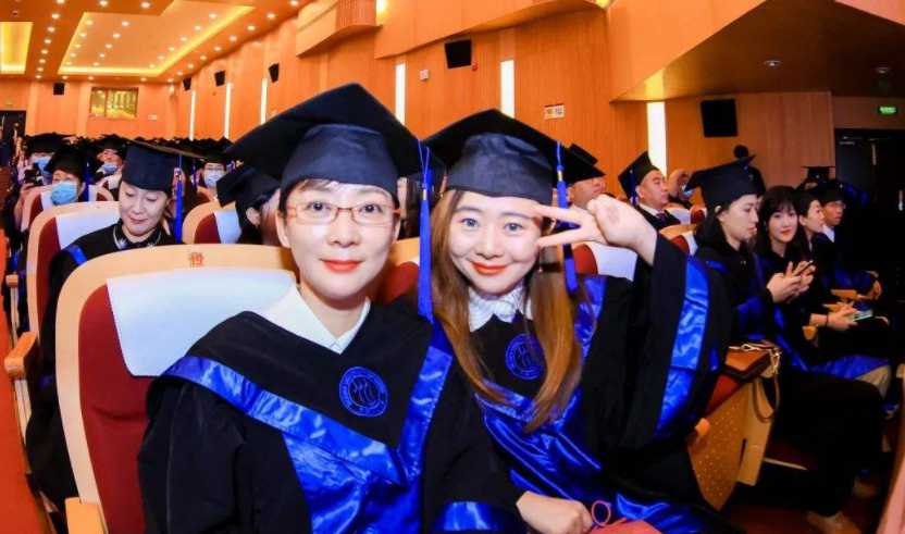 中国人民大学再次出手，对13名学生给予退学处理，可惜但并不可怜