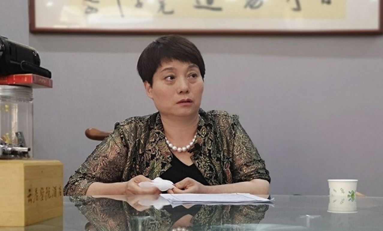 山东蓝翔创始人荣兰祥,两次把前妻送进监狱,6年漏缴税款超136万