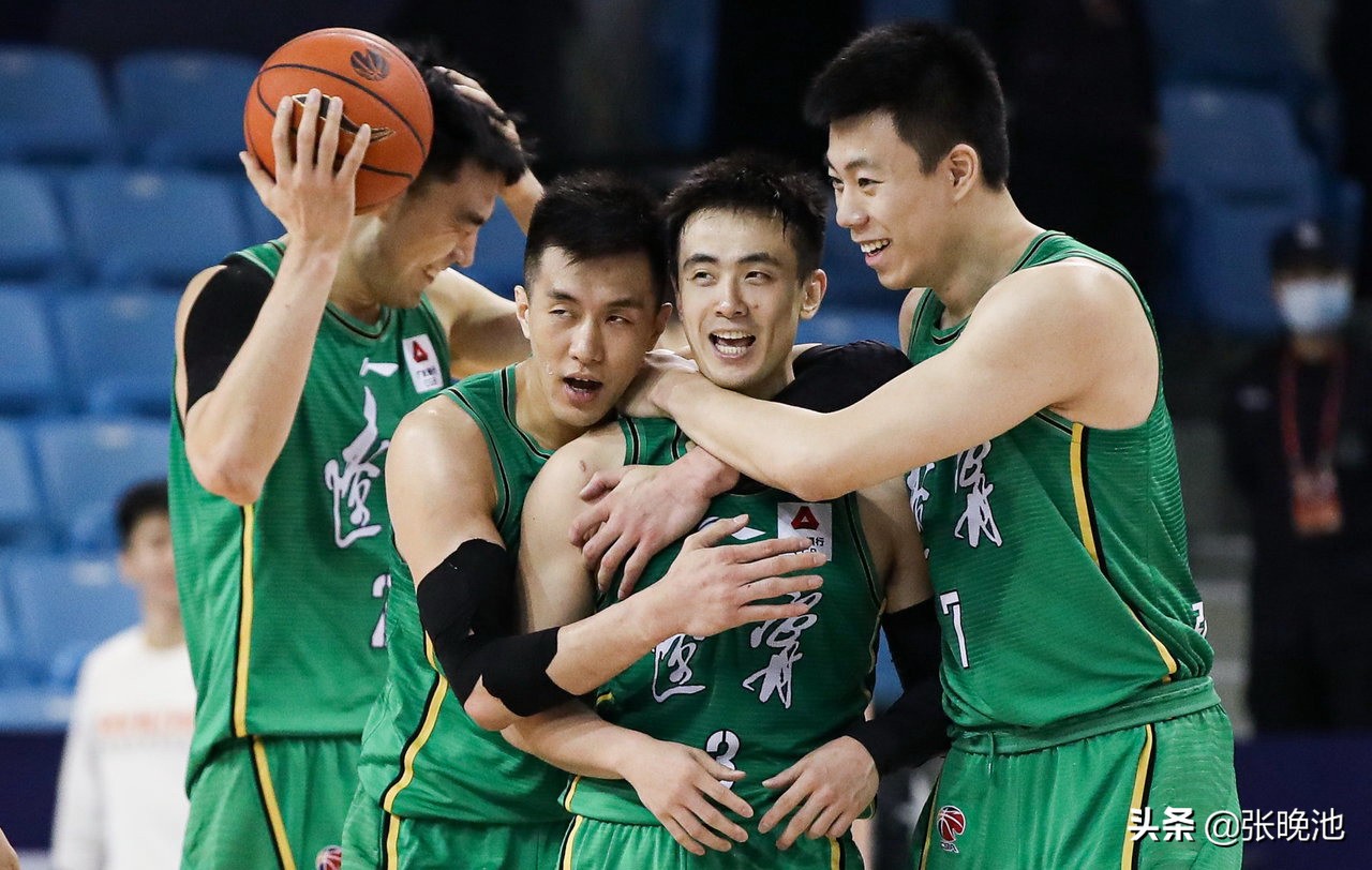 哪些能看cba和nba的软件(CCTV5直播CBA半决赛G1广东男篮VS辽篮，APP直播德约科维奇出战ATP)