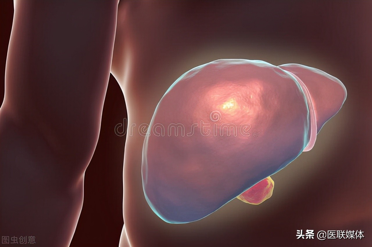 双脚浮肿是怎么回事？大多与这4个原因有关，别大意忽视了