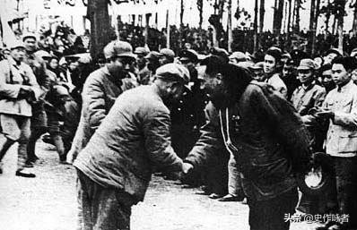 盘点解放战争中，四位起义失败的国军将领，其中一位惨遭学生出卖