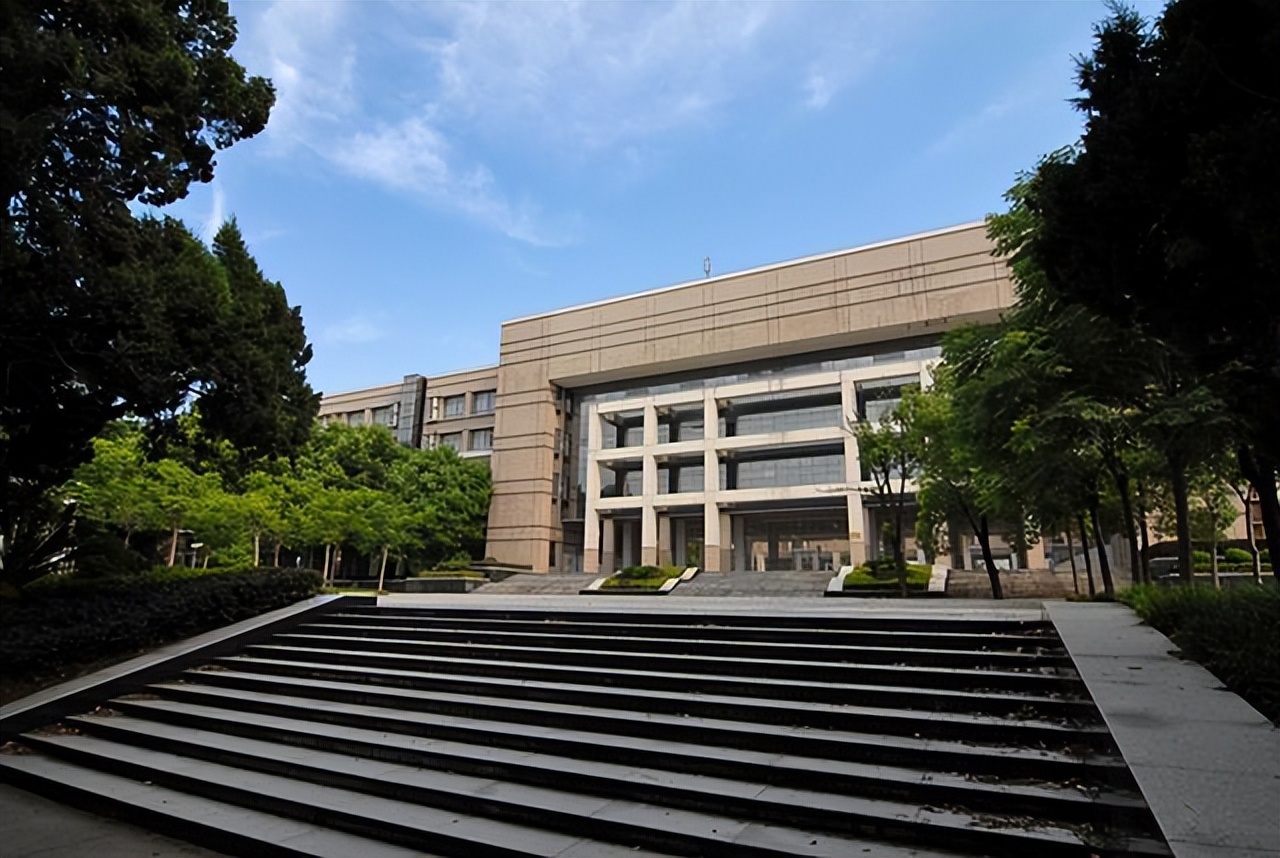 汉口大学（恭喜）