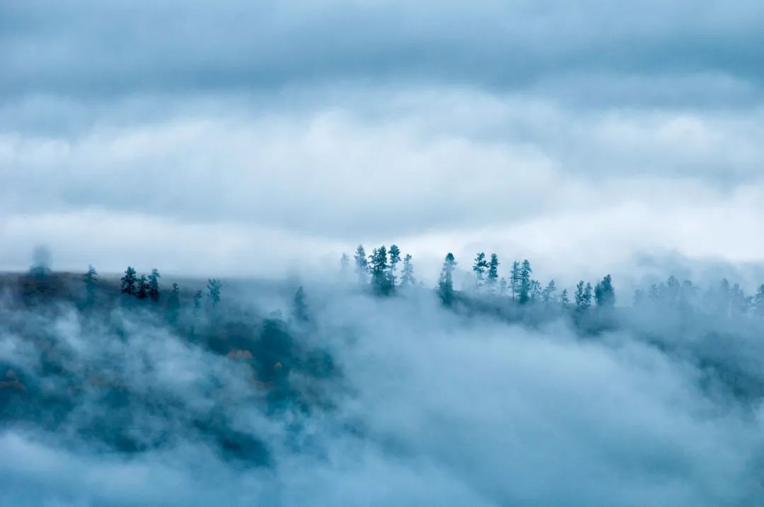李清照最“雄奇浪漫”的一首词，结尾17字狂出天际，堪称神来之笔