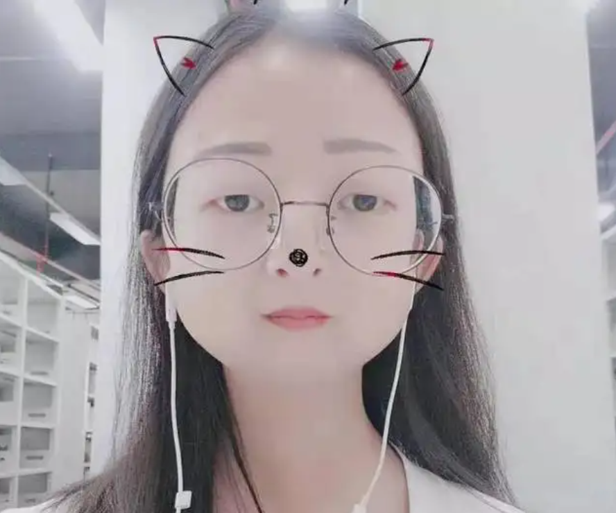 43斤女大学生，为救弟弟吃多年辣椒拌饭，去世前得知男友癌症病逝