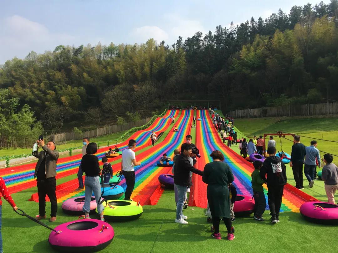 西九华山景区闭园公告
