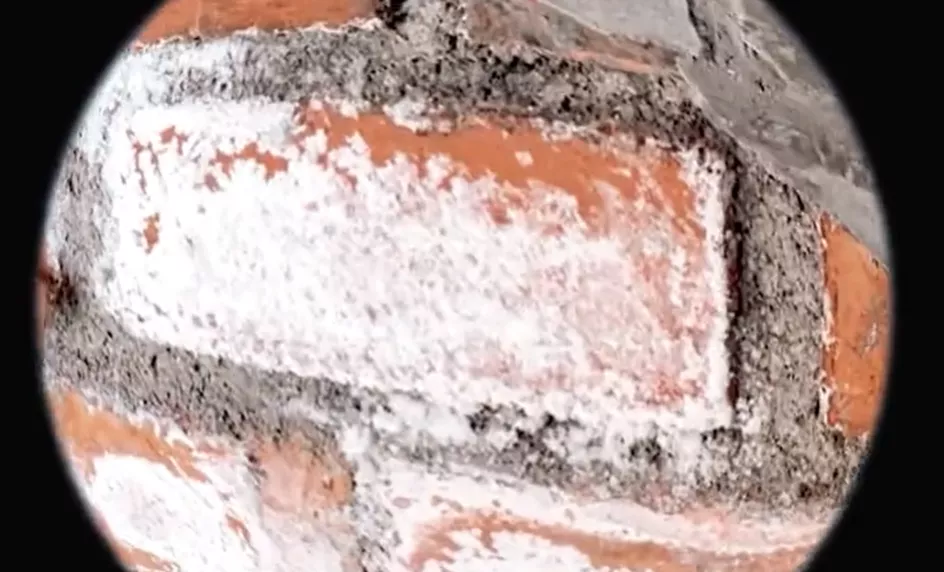 墙面反碱的原因是什么？如何处理？