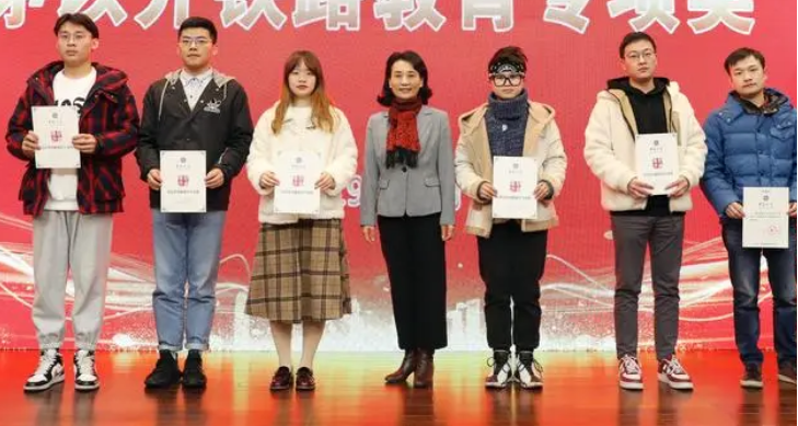 大学生读研不会花家长多少钱？有不同等级奖学金，基本达到全覆盖