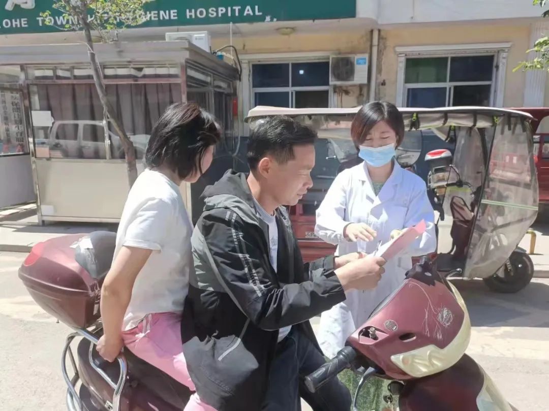 栾川县卫生健康系统开展世界献血者日宣传活动