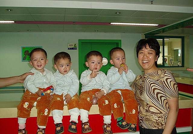 轰动一时的中国首例全男4胞胎：18年前大难不死，18年后金榜题名