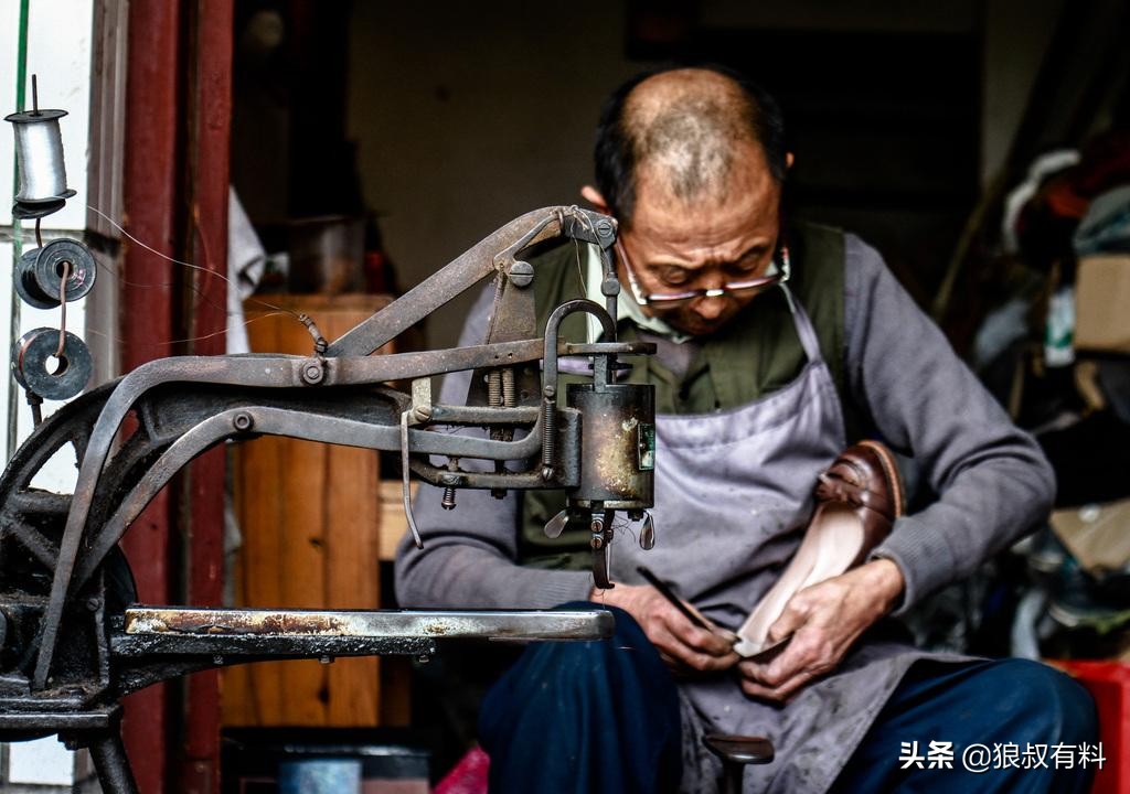 中国正在消失的30个民间手艺，个个让人怀念，你认识几个？
