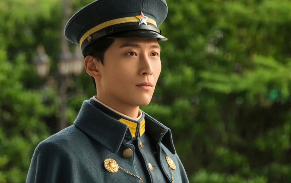 演“军阀大少”我只服这8位男星，个个剑眉星目，杀伐果断