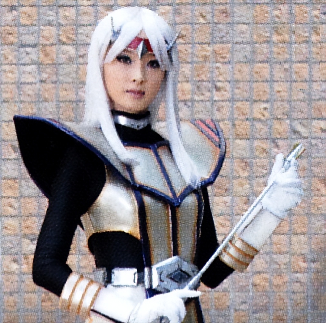 38岁女演员中丸紫苑突传死讯,惹自杀猜测,好友晒合影透露死因