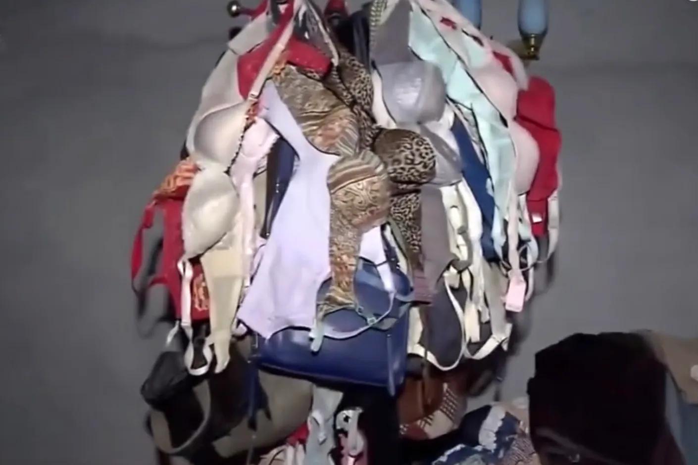 美女大学生失恋后精神失常，与五旬拾荒男街头产女，母亲：造孽