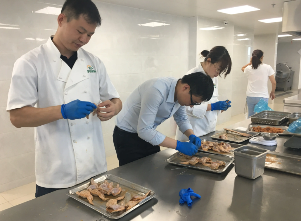 排名前十的高考热搜专业出炉，人工智能独占鳌头，有你喜欢的吗