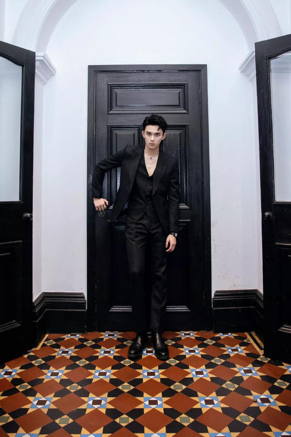 明星壁纸－吴磊