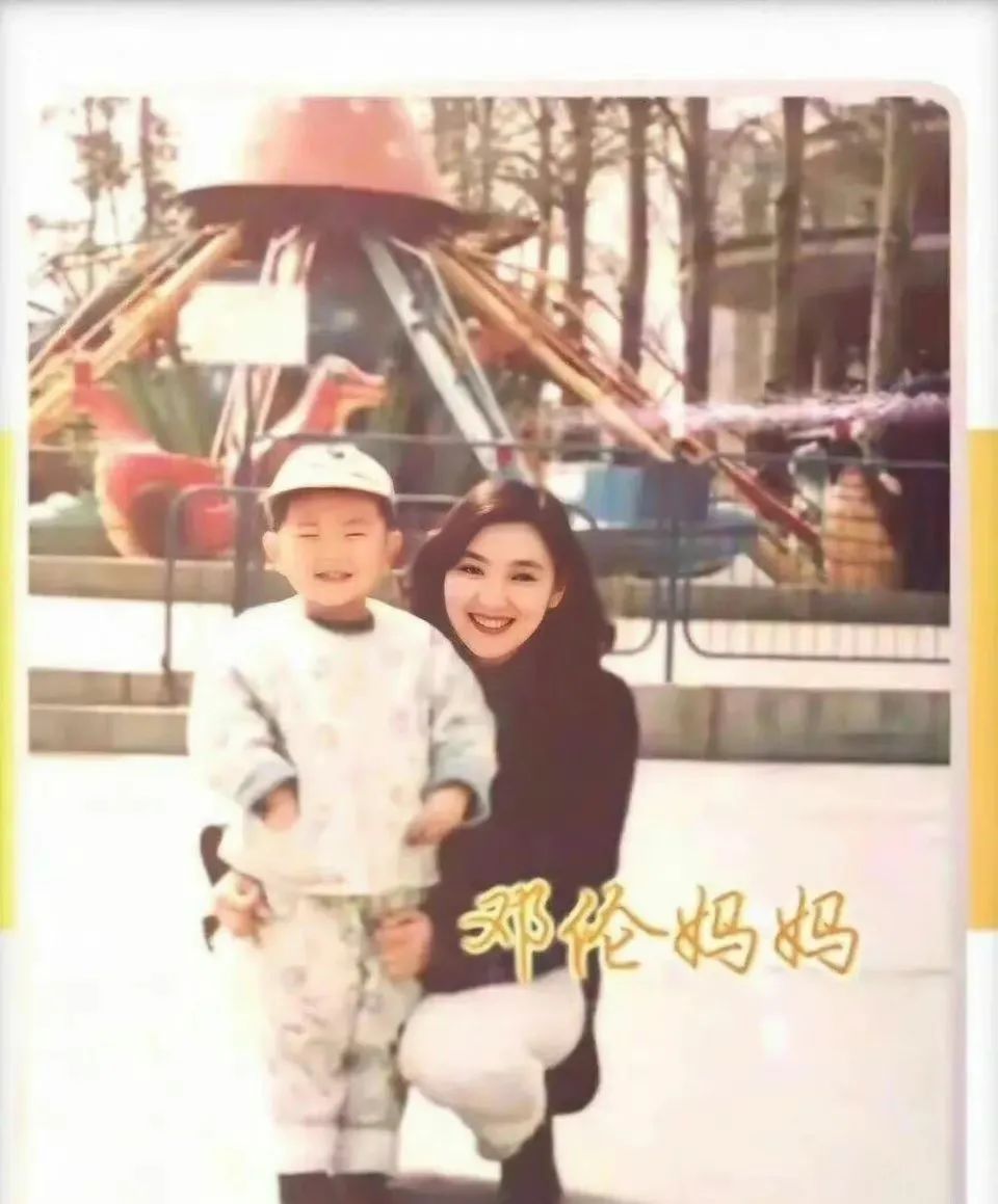 偷逃税被罚1.06亿的邓伦，生活中是个怎样的人？