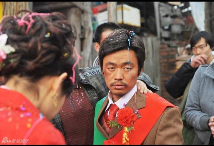 王宝强应该开个艺德培训班，能让明星塌方的“雷”他都完美化解过