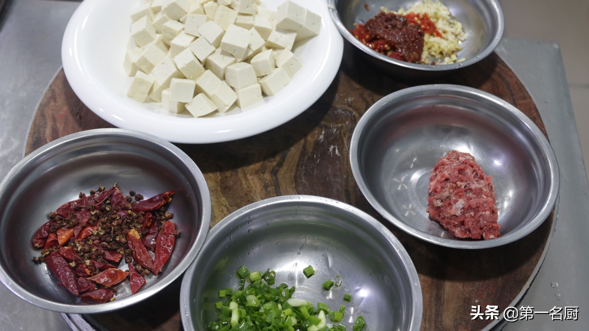 豆腐的做法大全家常菜（6种家常做法好吃营养还不长肉）