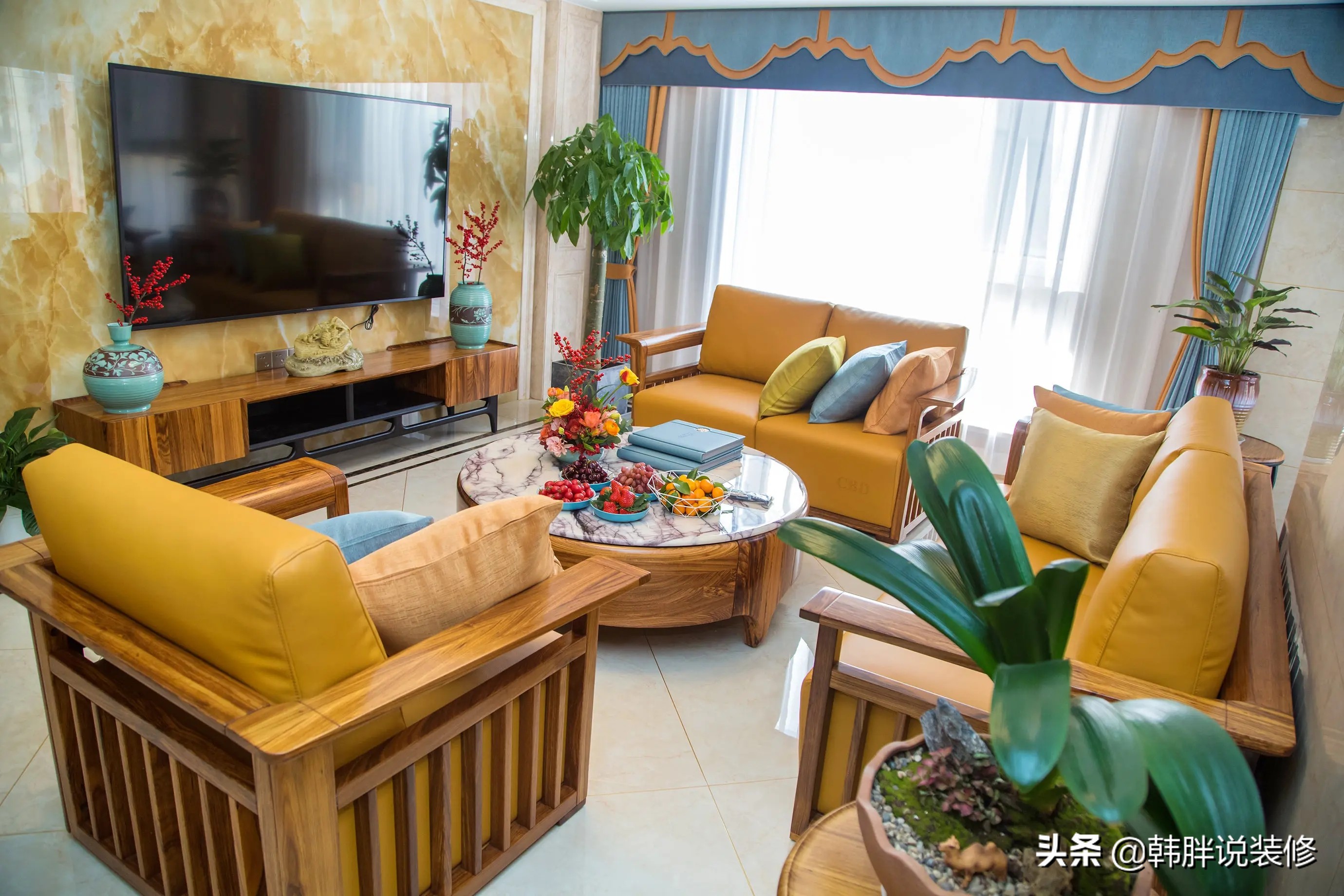 打造理想客厅：实用与美感兼具的装修秘诀