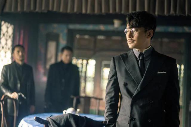 《林深见鹿》热播:再看剧中8位男星，全都不是省油的灯，演技极好