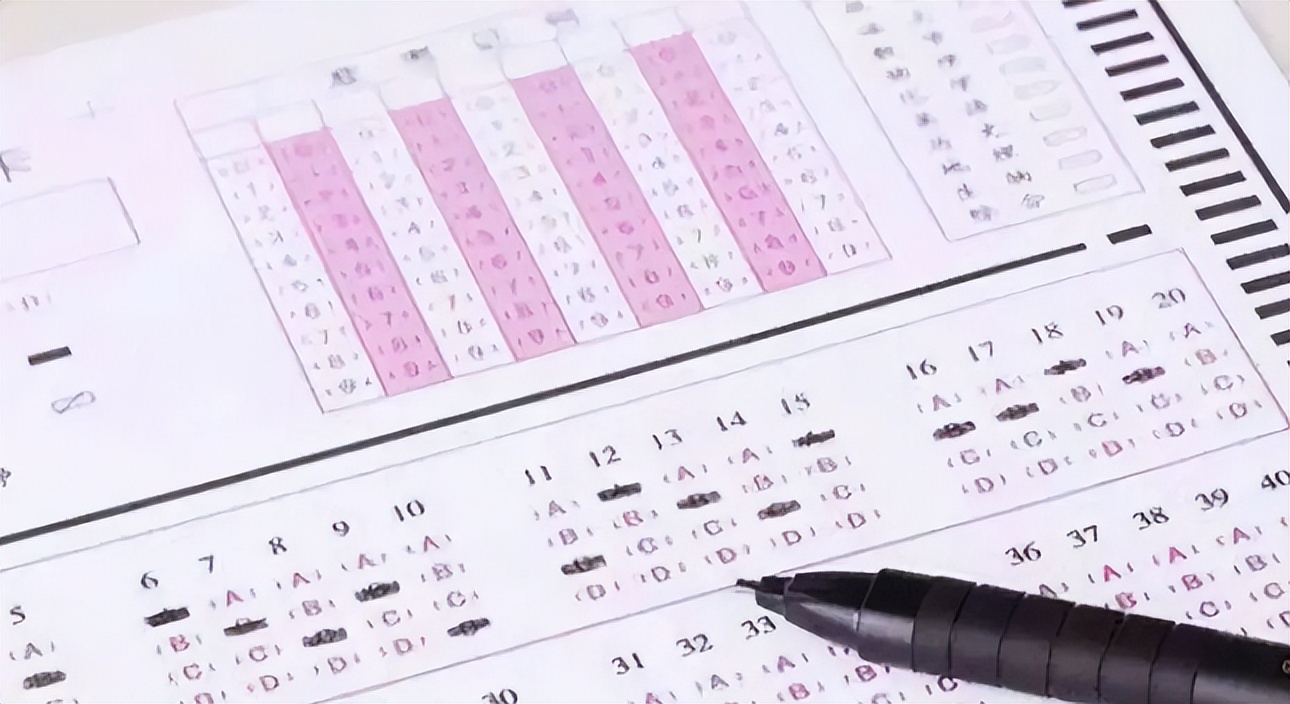 为啥高考规定用2b铅笔？看过扫描试卷心中有数，不当回事真吃亏