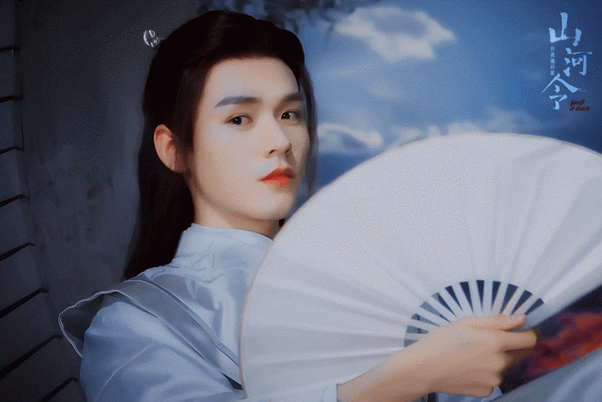 “龙须刘海”不要随便碰，颜值高的仙气飘飘，颜值低的秒变蟑螂精