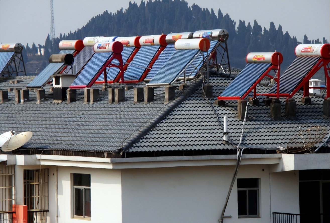 农村曾很火的“太阳能”，为何现在“预冷”？农村人不爱用了为啥