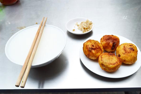 晨起后坚持三个习惯，可能比喝酒更伤肝，养护肝脏记住“1多2少”